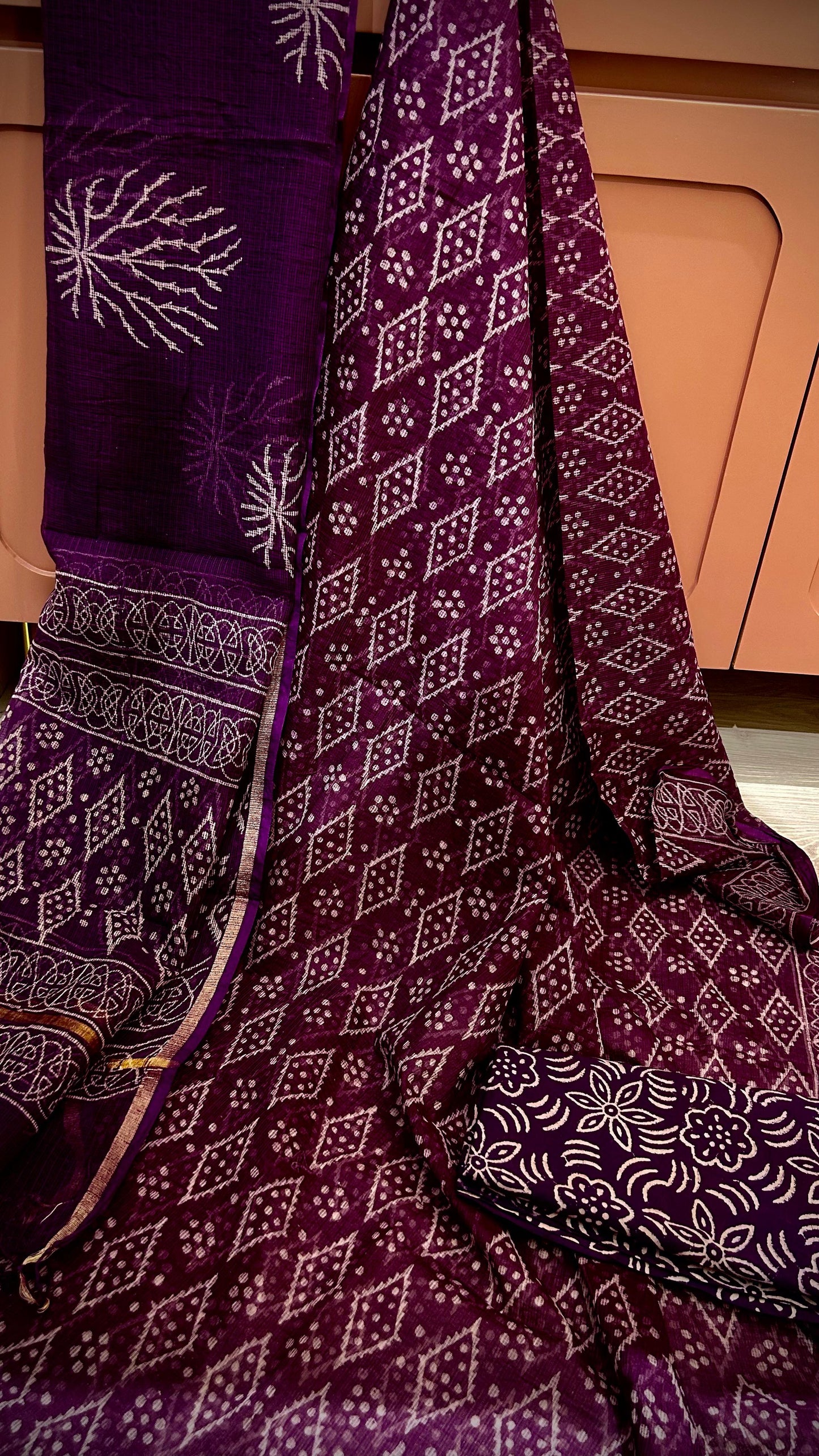 WINE KOTA DORIA SUIT MATERIAL
