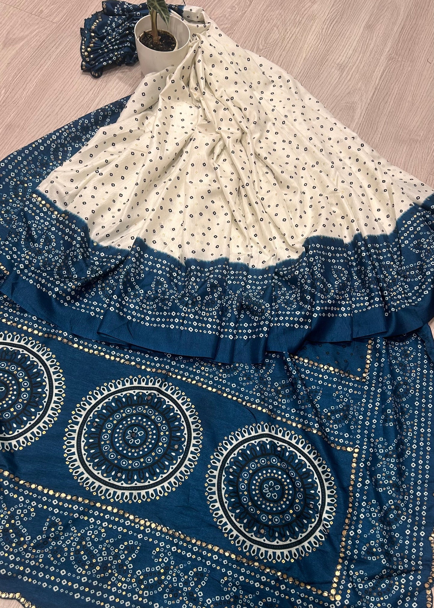 BANDHINI PRINTED SAREE